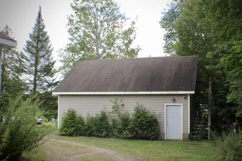 25 Leland Lane Glover VT 05839