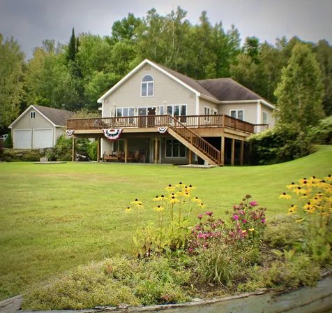 25 Leland Lane Glover VT 05839