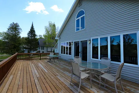 25 Leland Lane Glover VT 05839