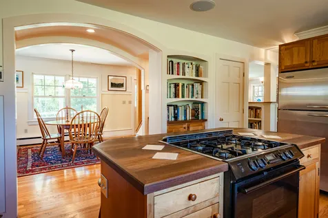2678 Dorset Street Charlotte VT 05445