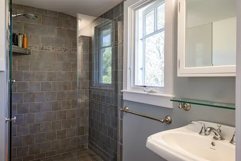 2678 Dorset Street Charlotte VT 05445