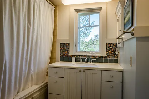 2678 Dorset Street Charlotte VT 05445