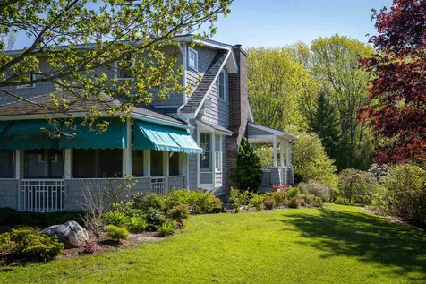 2678 Dorset Street Charlotte VT 05445