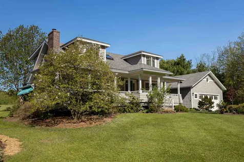 2678 Dorset Street Charlotte VT 05445
