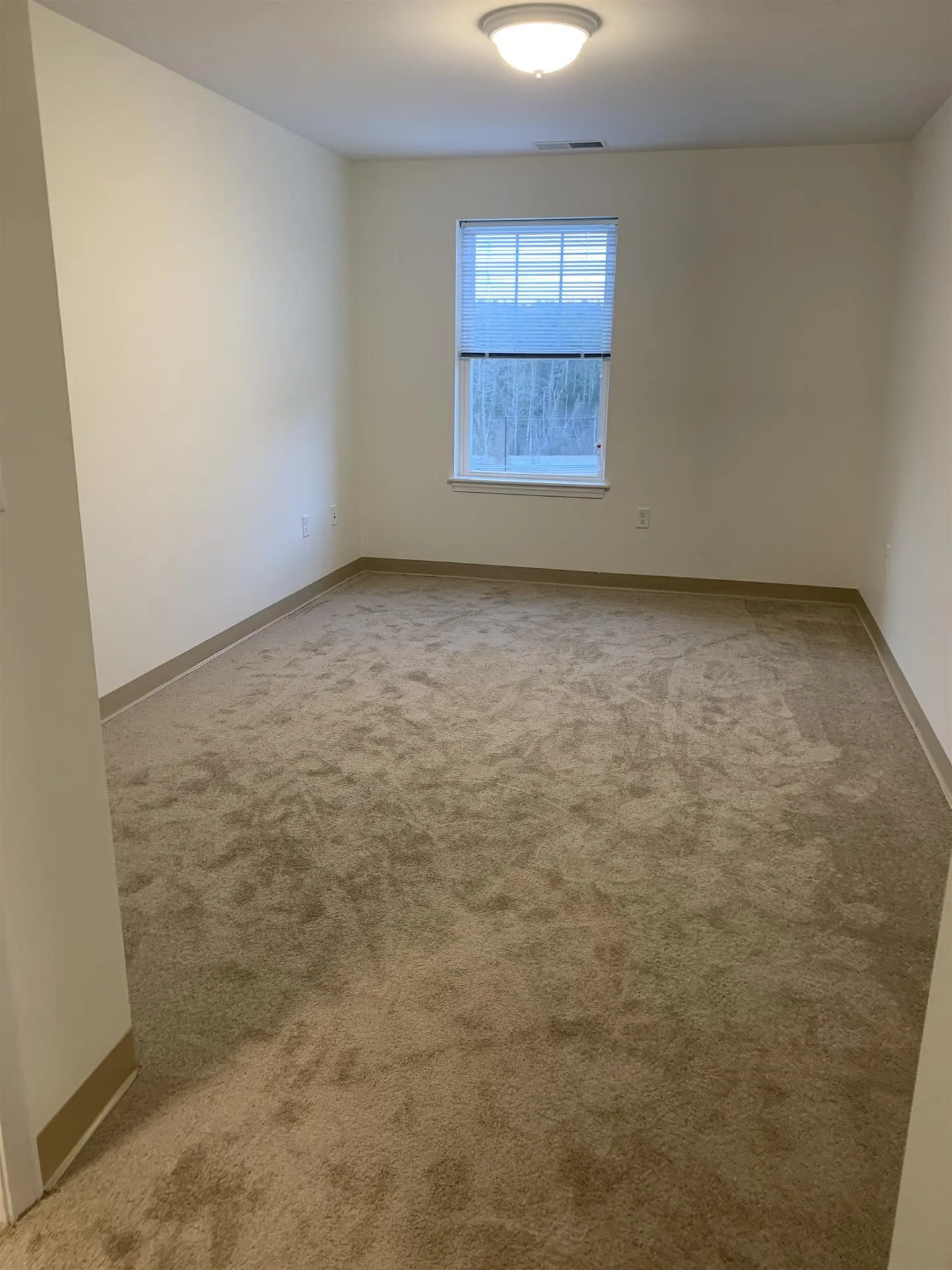 18 Merchant Street Lebanon NH 03766