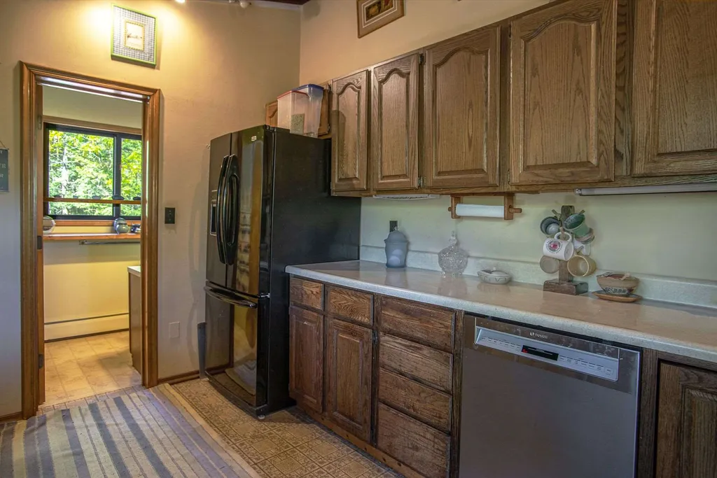 5536 Coolidge Highway Guilford VT 05301