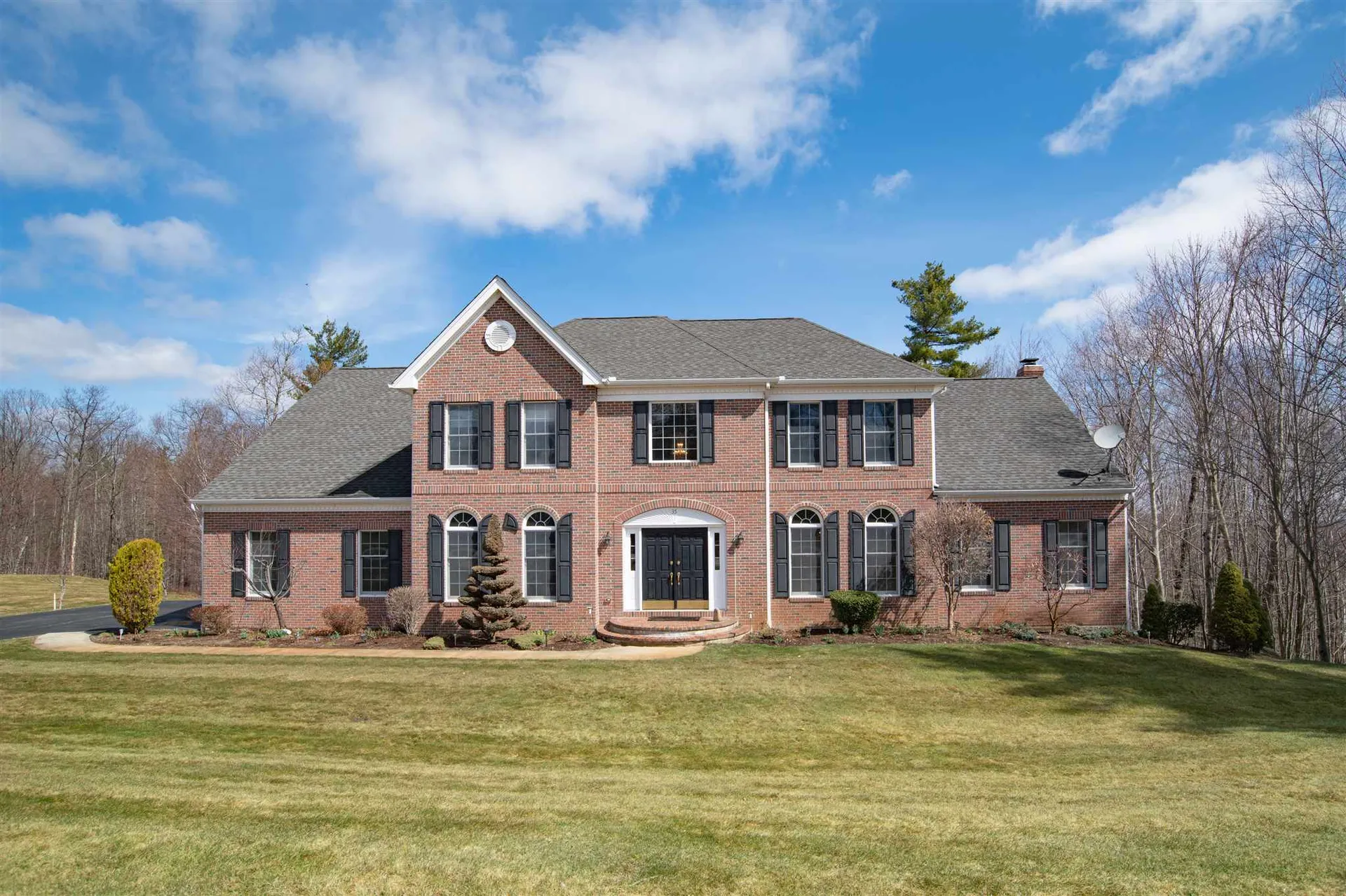 35 Buckingham Way Bedford NH 03110