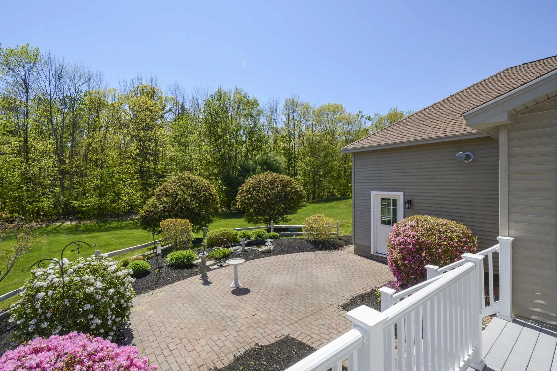 72 South Road Deerfield NH 03037