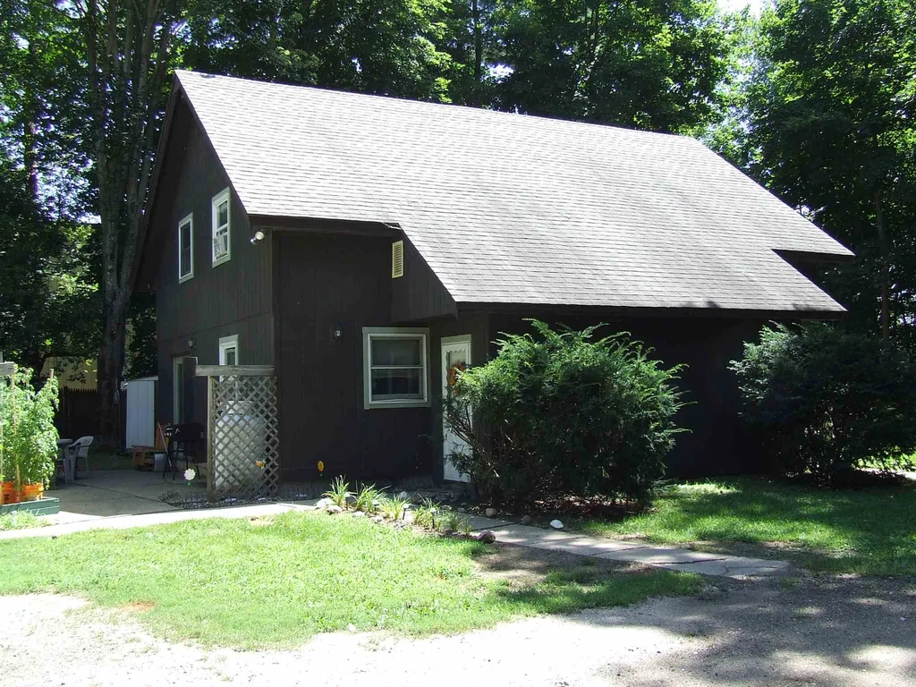 169 West Main Street Conway NH 03818
