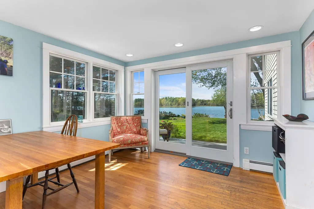 113 Spur Road Dover NH 03820