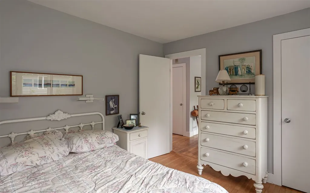 53 Howeville Road Fitzwilliam NH 03447