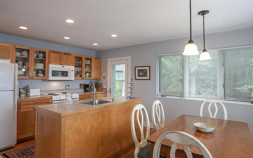 53 Howeville Road Fitzwilliam NH 03447