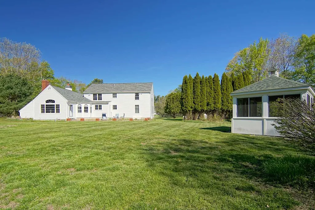 15 Recreation Road Rye NH 03870-2422