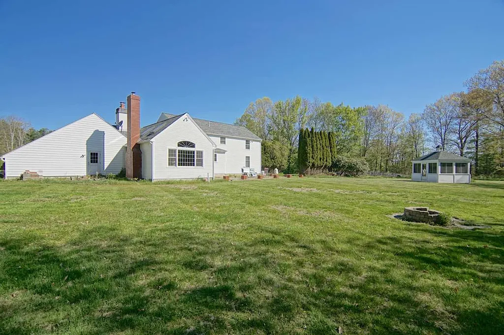 15 Recreation Road Rye NH 03870-2422
