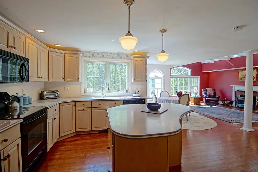 15 Recreation Road Rye NH 03870-2422