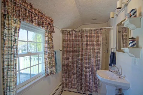 15 Recreation Road Rye NH 03870-2422