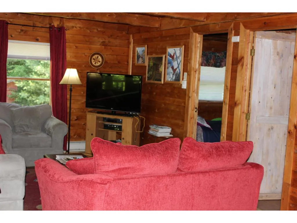 62 Landman Lane Jamaica VT 05343