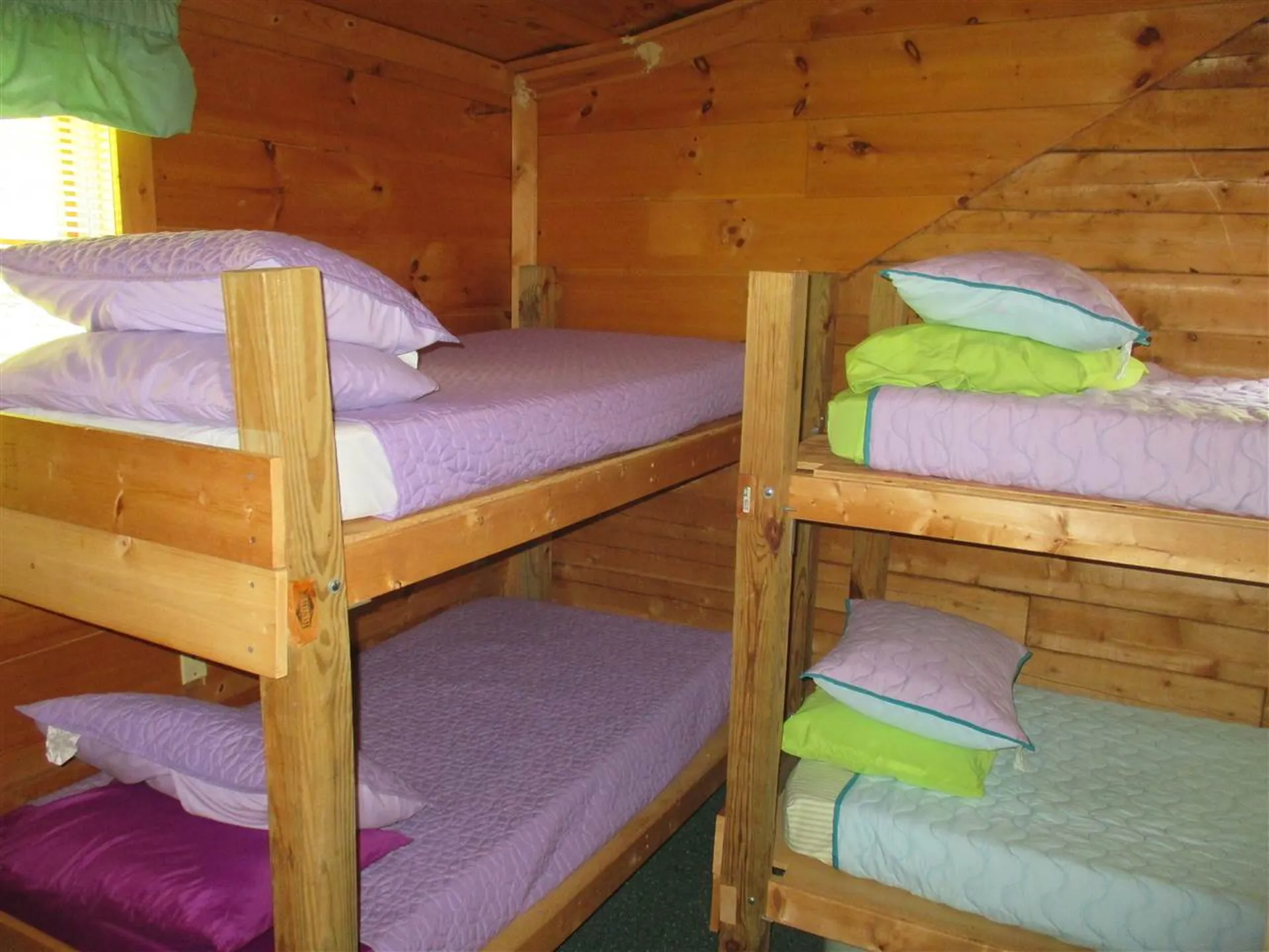 62 Landman Lane Jamaica VT 05343