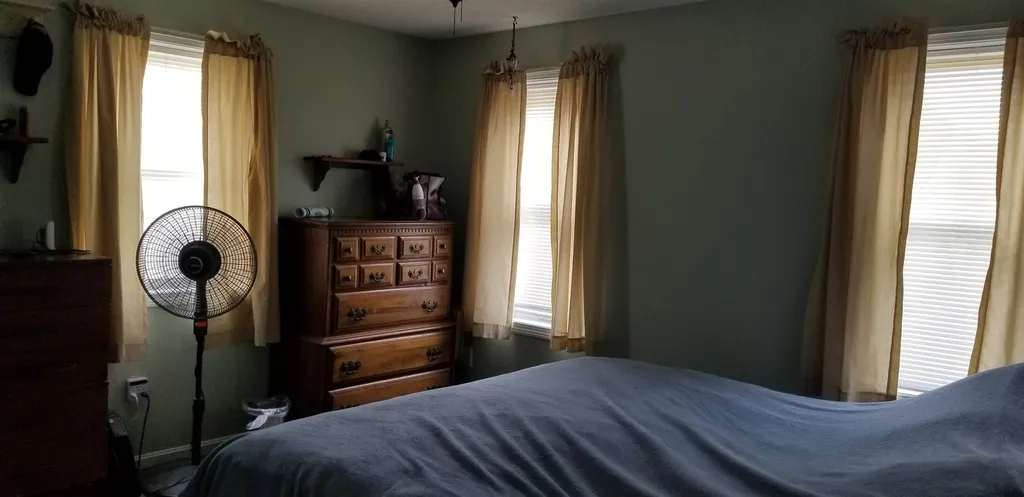 13 Donna Drive Pembroke NH 03275