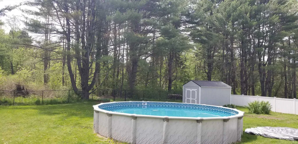 13 Donna Drive Pembroke NH 03275