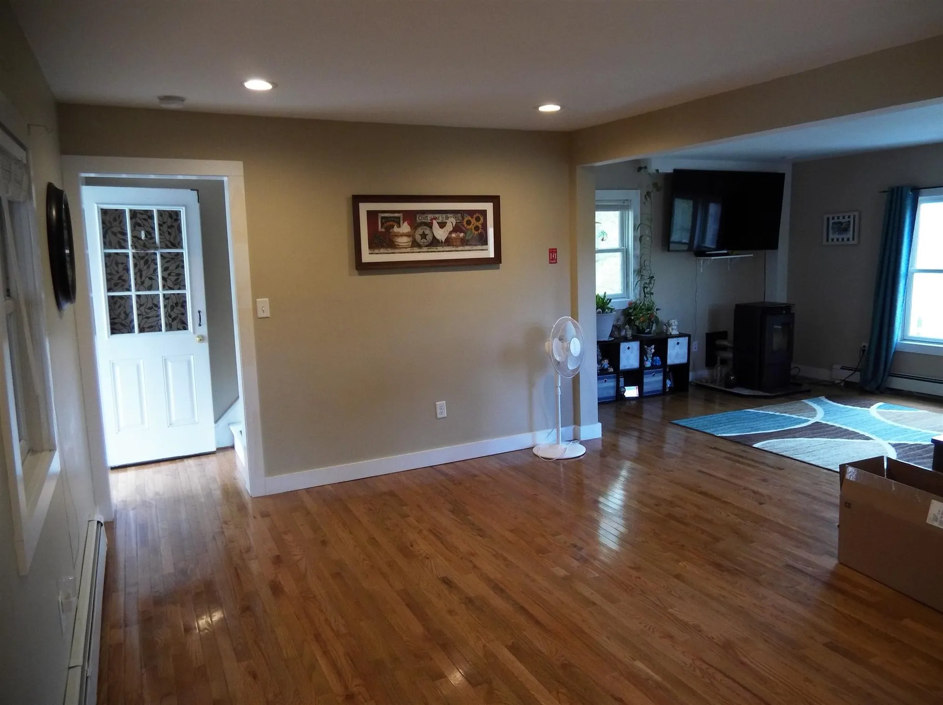 16 Prospect Street Hillsborough NH 03244