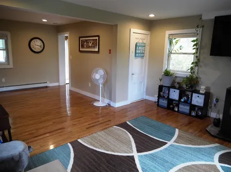 16 Prospect Street Hillsborough NH 03244