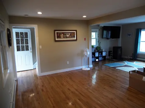 16 Prospect Street Hillsborough NH 03244