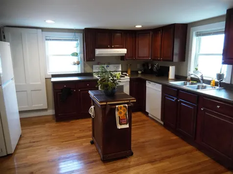 16 Prospect Street Hillsborough NH 03244