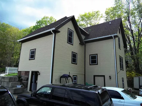 16 Prospect Street Hillsborough NH 03244