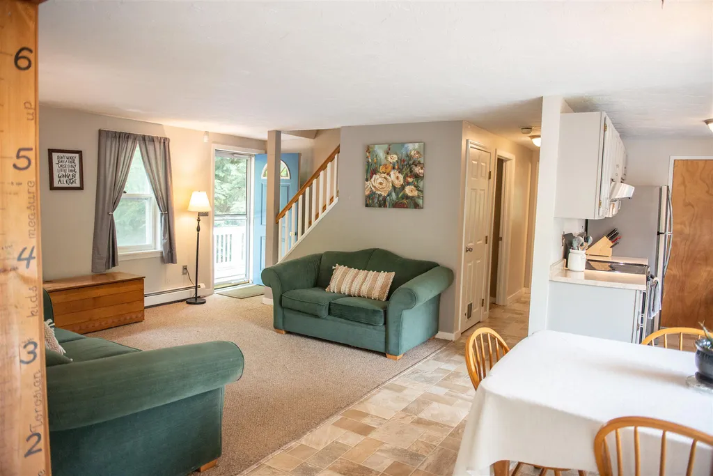 74 Harvey Lake Road Northwood NH 03261