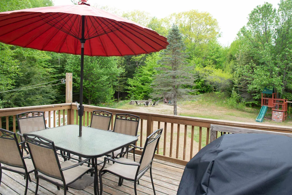 74 Harvey Lake Road Northwood NH 03261