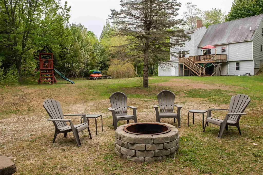 74 Harvey Lake Road Northwood NH 03261