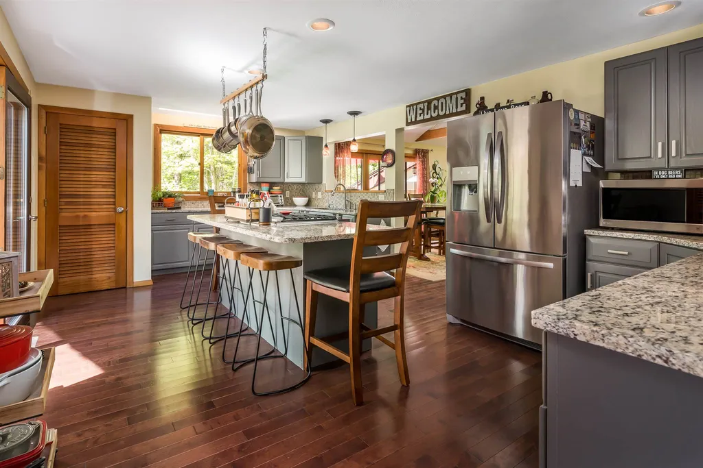 9 Beau Monde Drive North Hampton NH 03862
