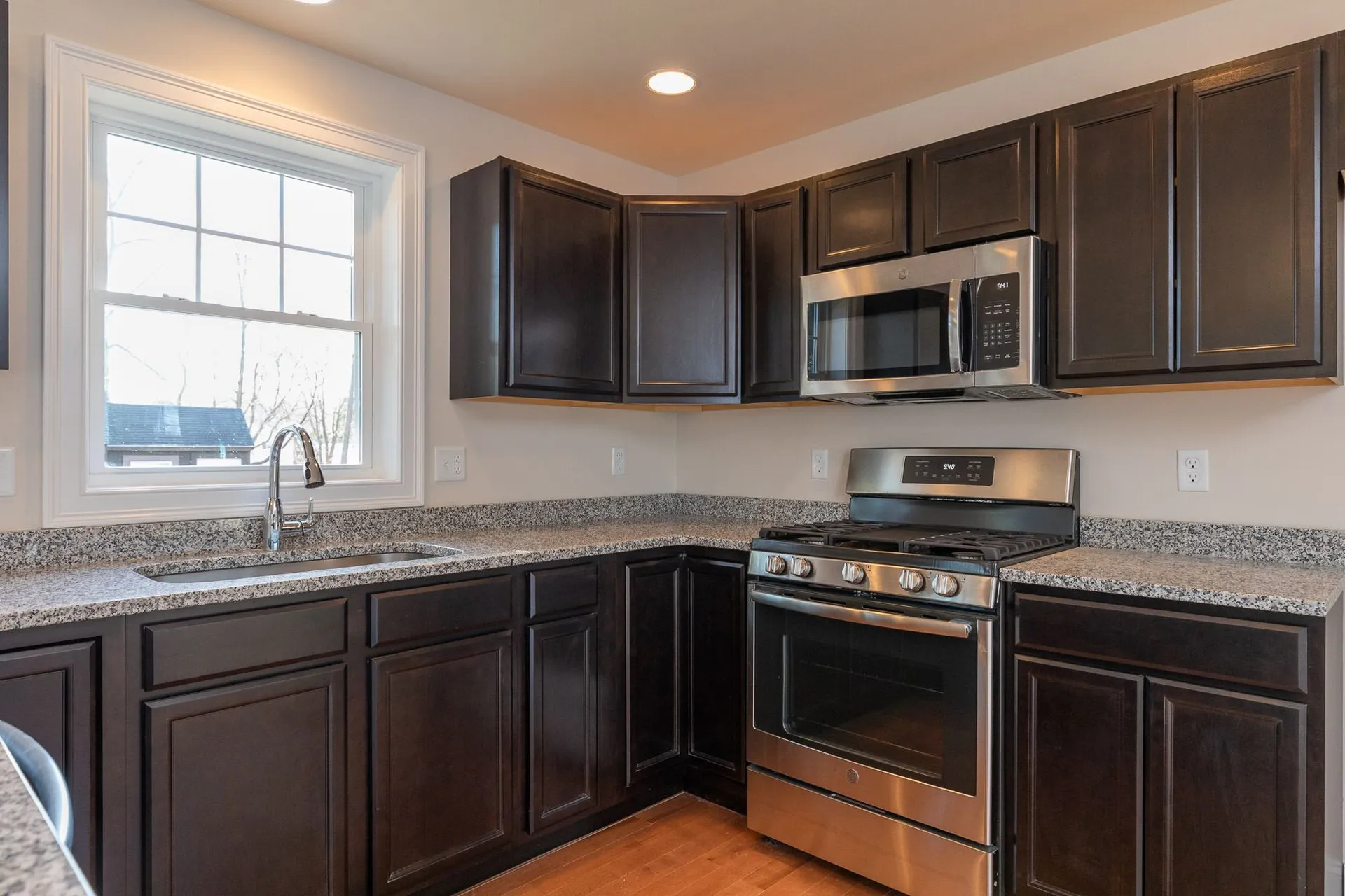 215 South Main Street Seabrook NH 03874