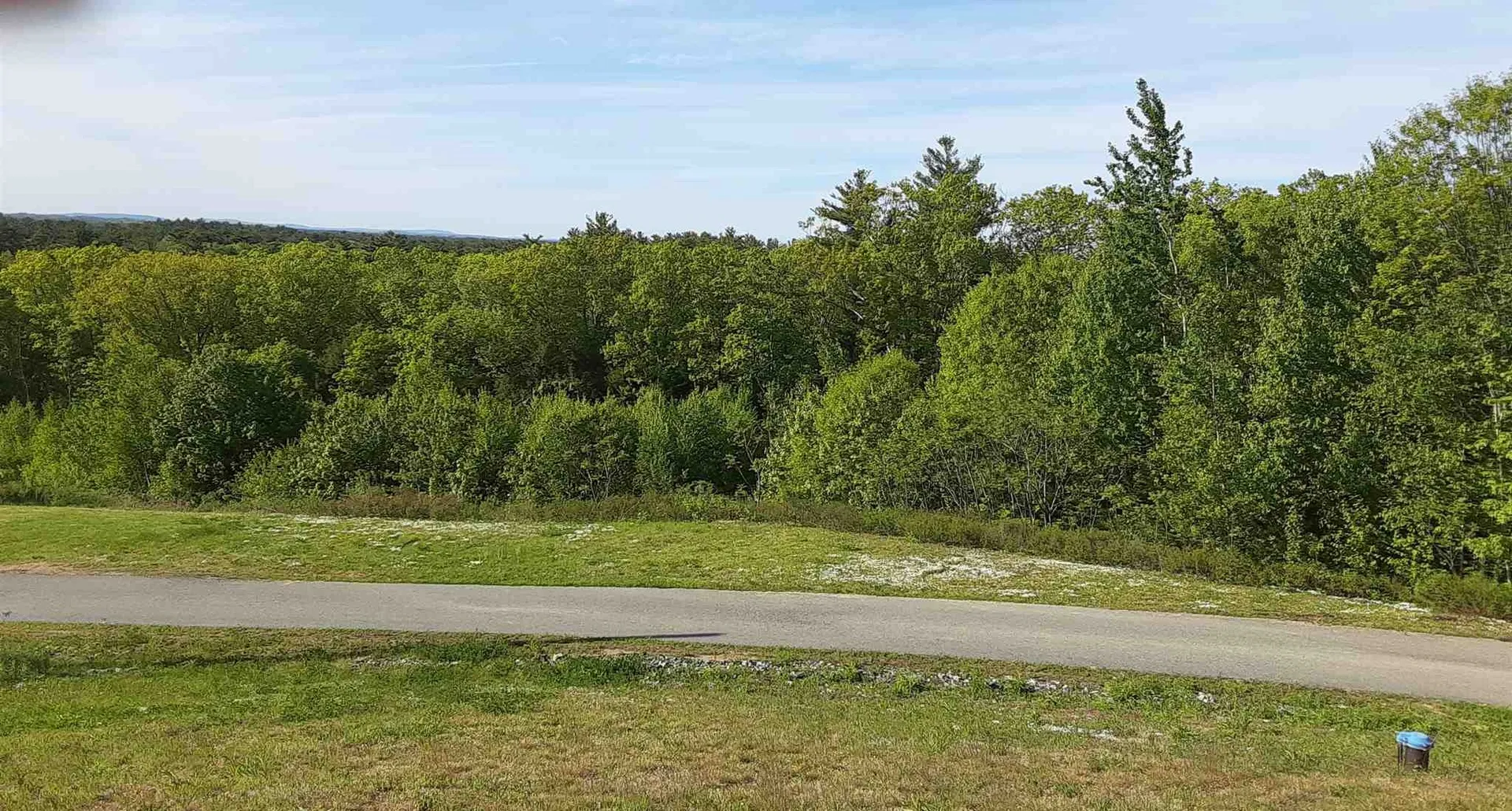 87a Pond Street Newton NH 03858