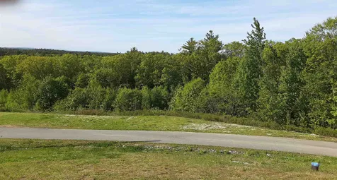 87a Pond Street Newton NH 03858