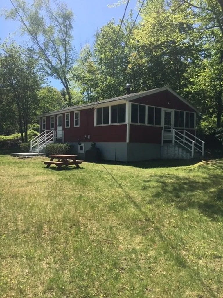 12 Beach Street Alton NH 03810