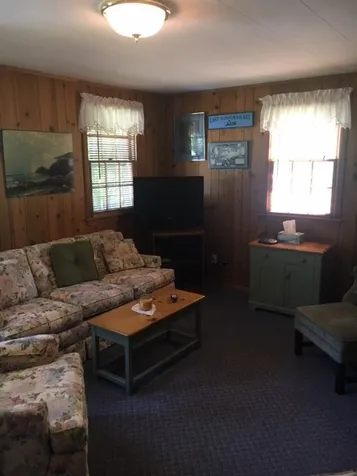 12 Beach Street Alton NH 03810