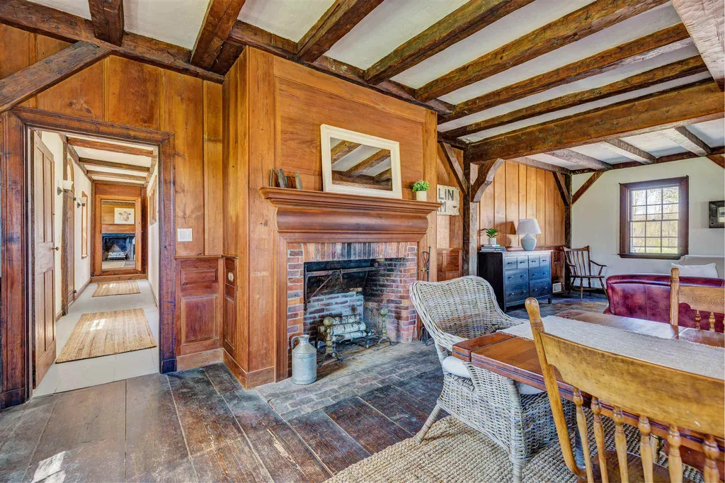 170 Morgan Hill Road New London NH 03257