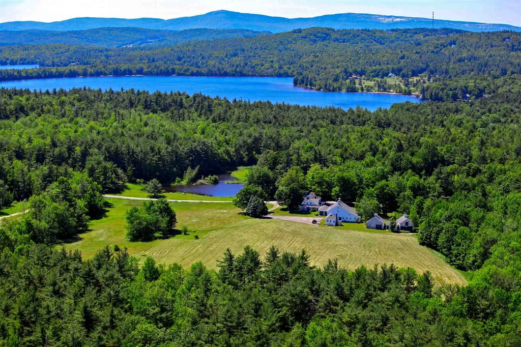 170 Morgan Hill Road New London NH 03257