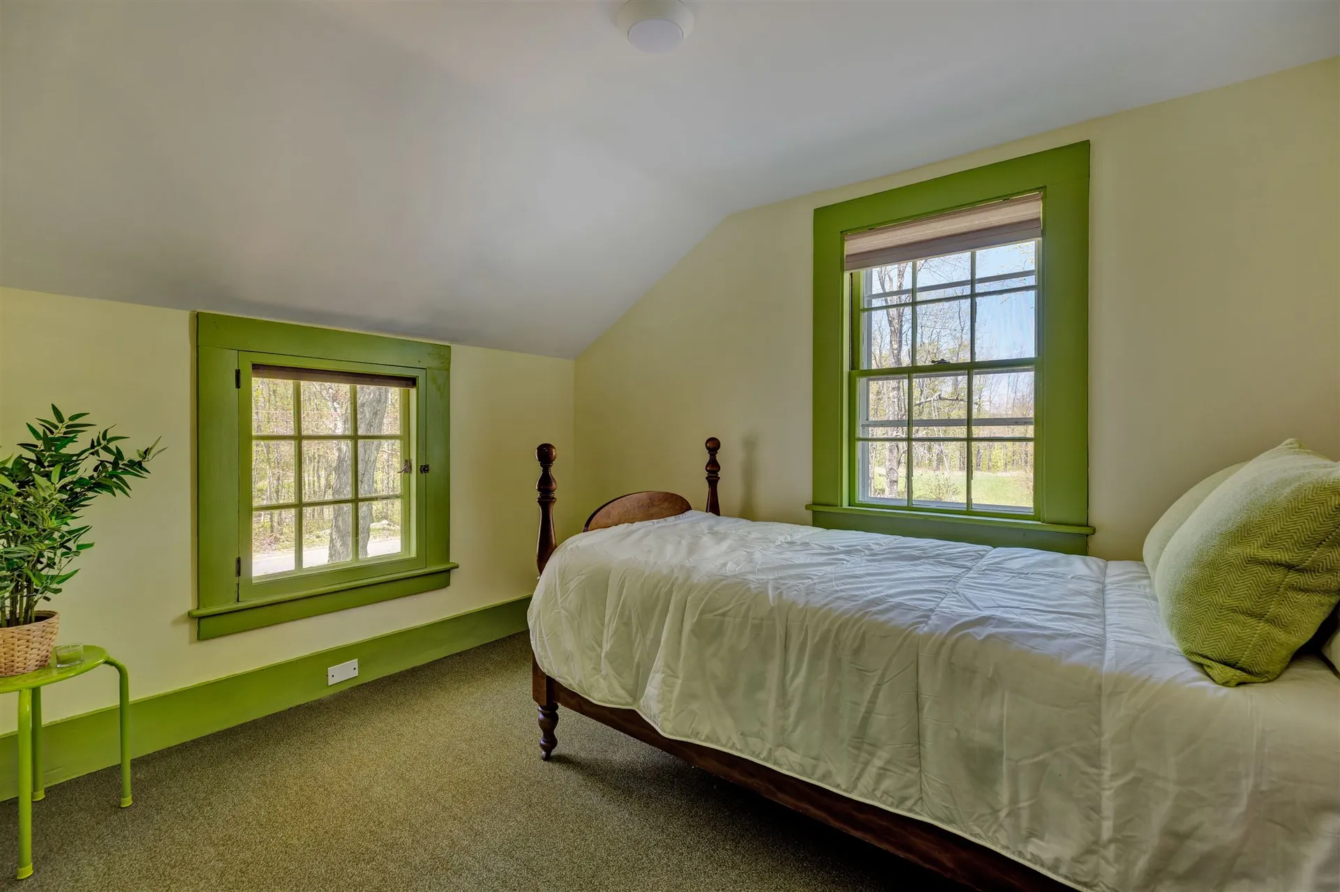 170 Morgan Hill Road New London NH 03257