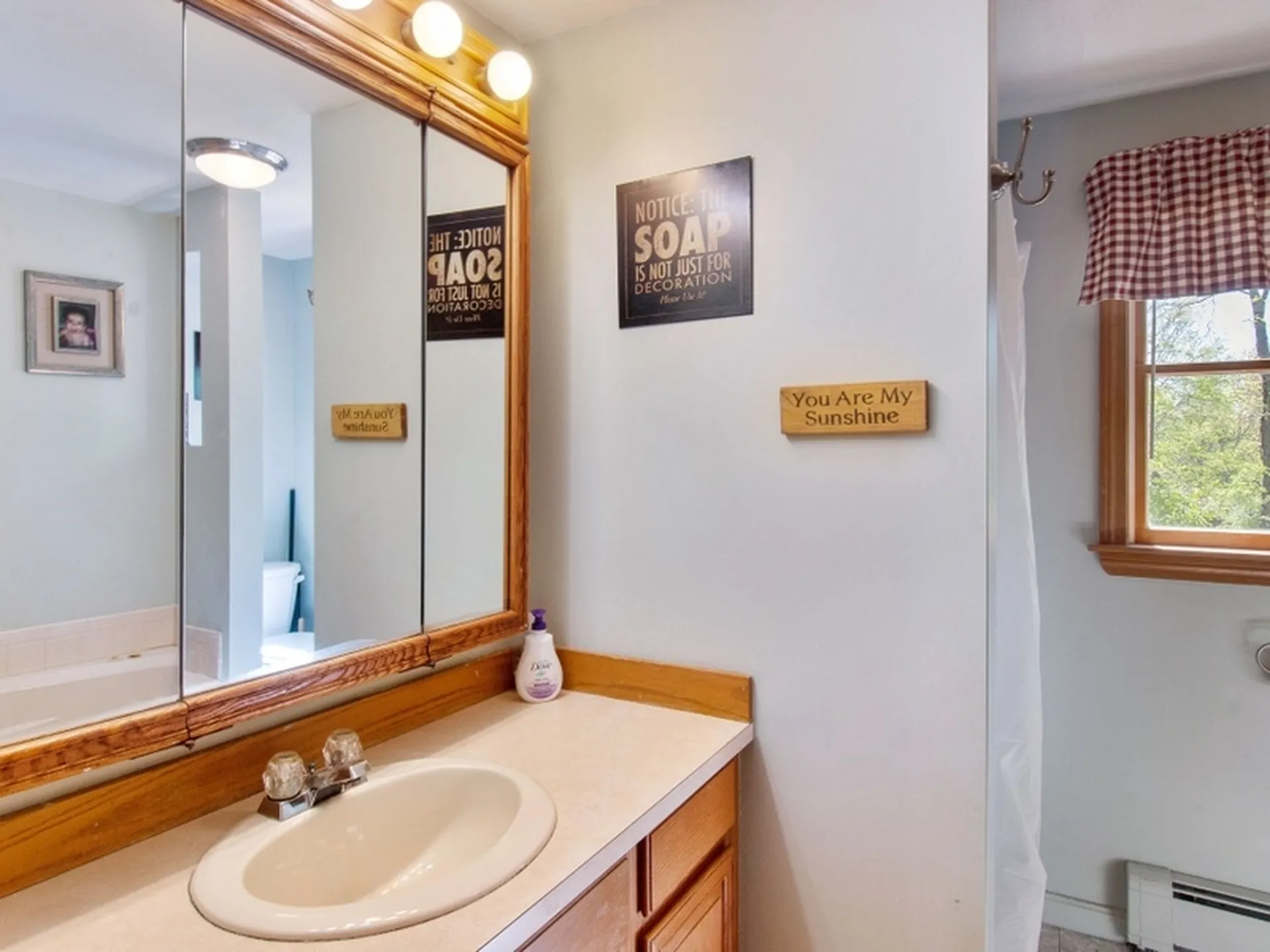 7 Yvonne Street Rochester NH 03867