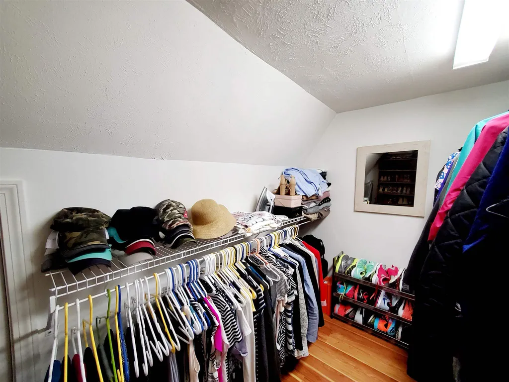 19b Deerwood Drive Amherst NH 03031