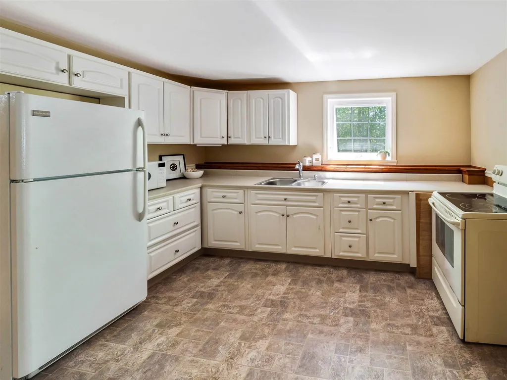 23 Pinnacle Drive Milton VT 05468