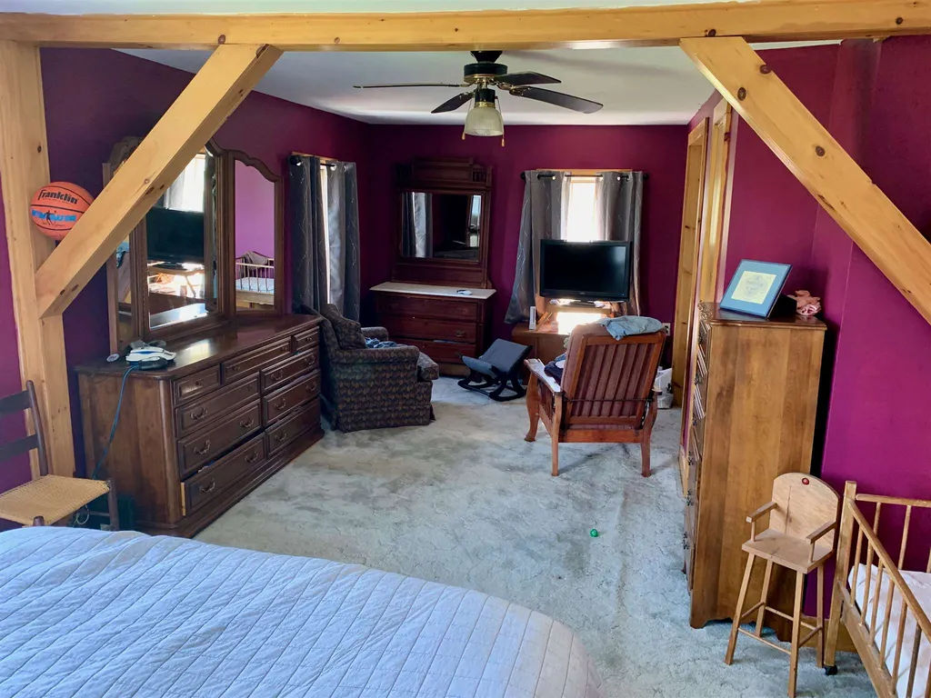 1673 Halls Stream Road Pittsburg NH 03592