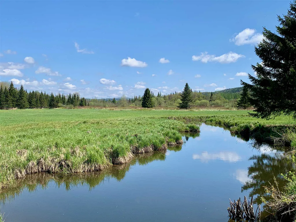 1673 Halls Stream Road Pittsburg NH 03592
