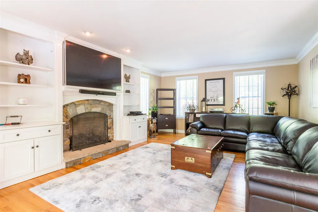5 Liberty Lane Hampstead NH 03841
