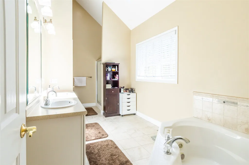 5 Liberty Lane Hampstead NH 03841