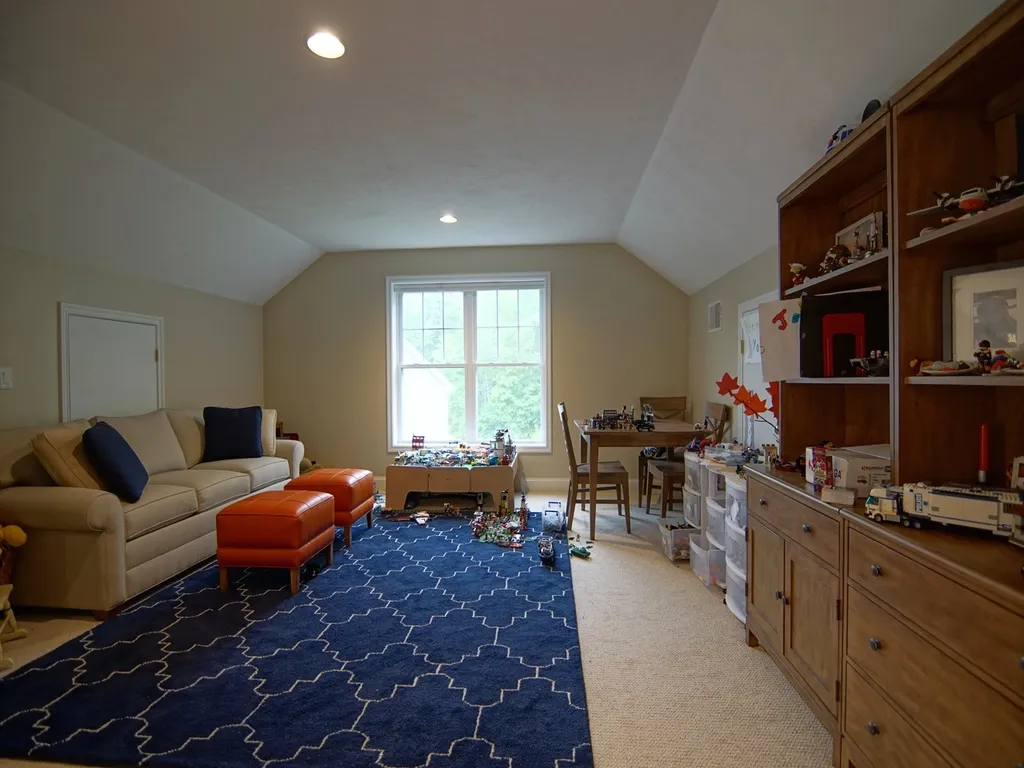 6 Aspen Lane Stratham NH 03885