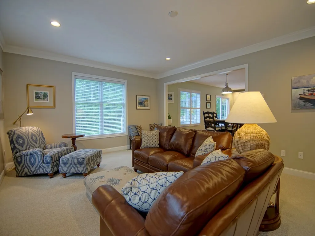 6 Aspen Lane Stratham NH 03885